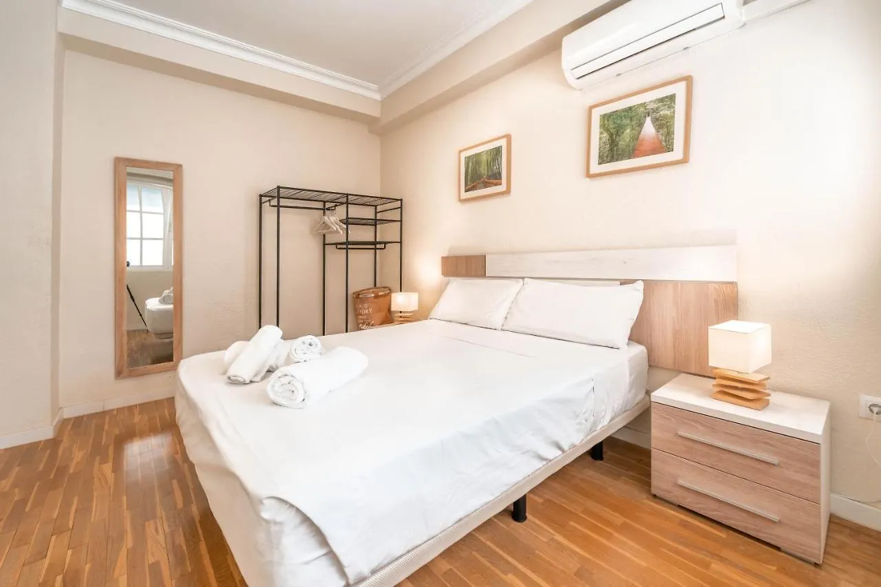 Gran apartamento junto a Catedral MálagaSimple España